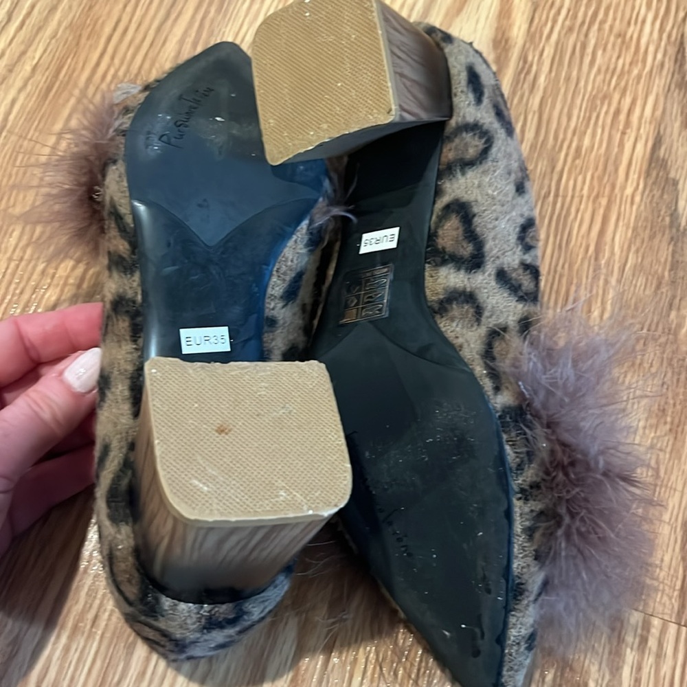 Shein Feather Heels - Picture 5 of 7